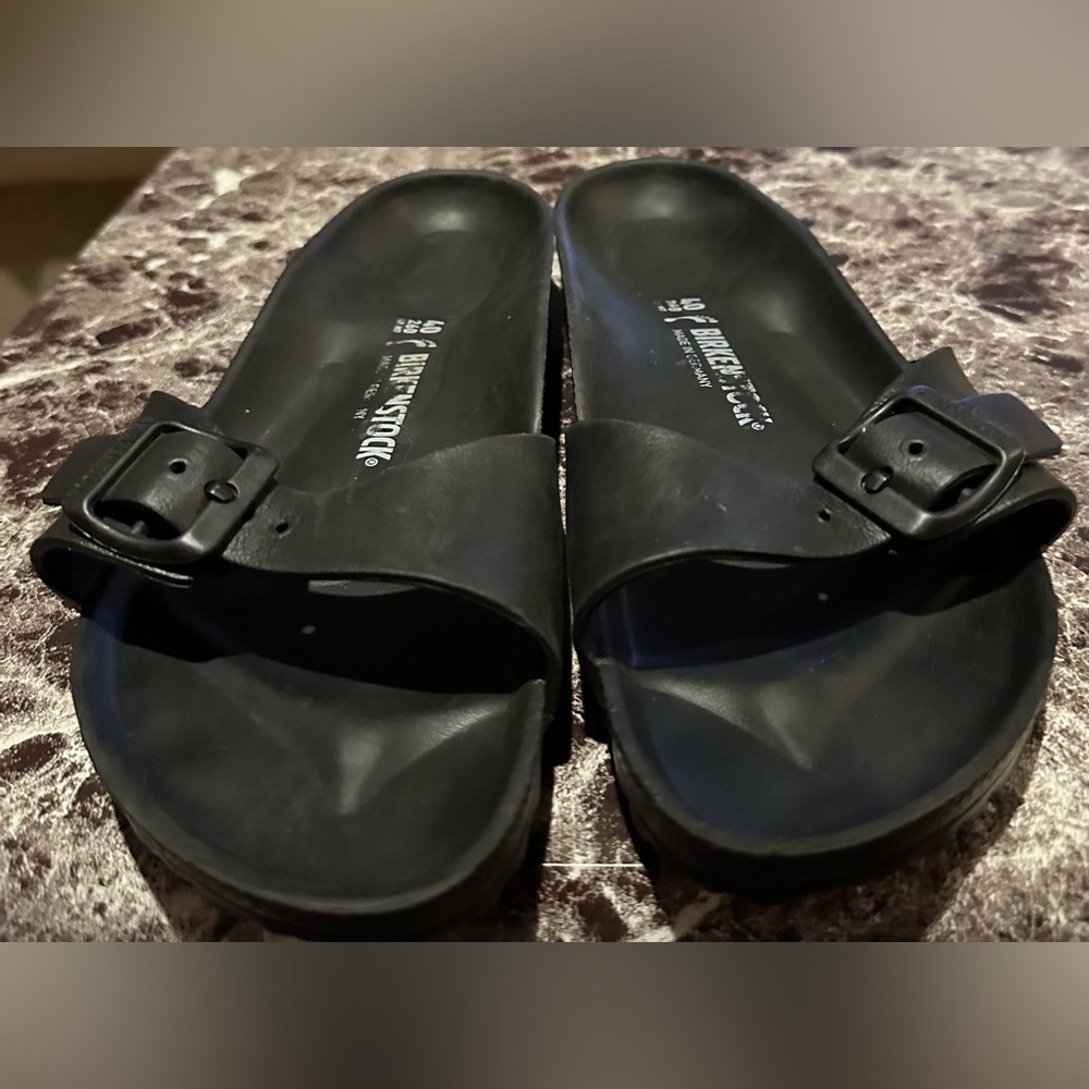 Birkenstock Black Men's Leather Buckle Slide Sandals - Picture 5 of 6